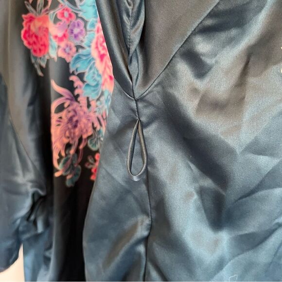 Victoria’s Secret teal floral O/S kimono Robe - Picture 4 of 7